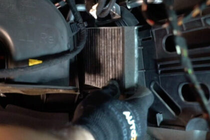 Wymiana filtra kabinowego Audi A6 C6