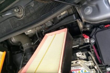 Wymiana filtra kabinowego Megane 3