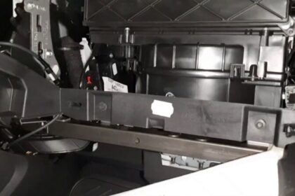 Wymiana filtra kabinowego Mondeo MK5