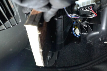 Wymiana filtra kabinowego Fiat Grande Punto