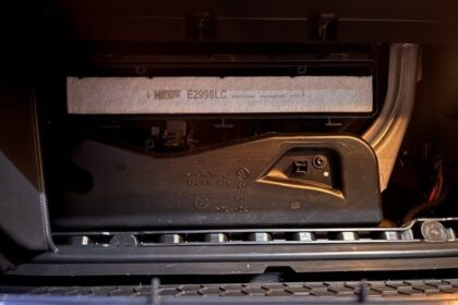 Wymiana filtra kabinowego Golf 6