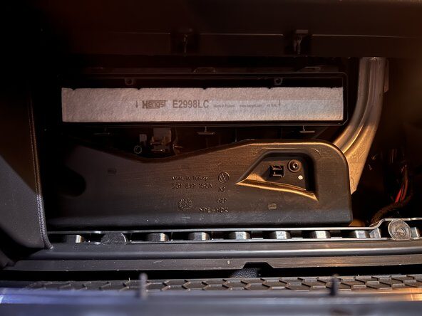 Wymiana filtra kabinowego Golf 6