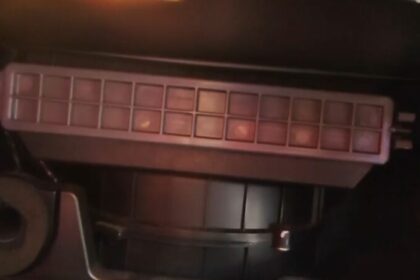 Wymiana filtra kabinowego Hyundai i20 2015-2020