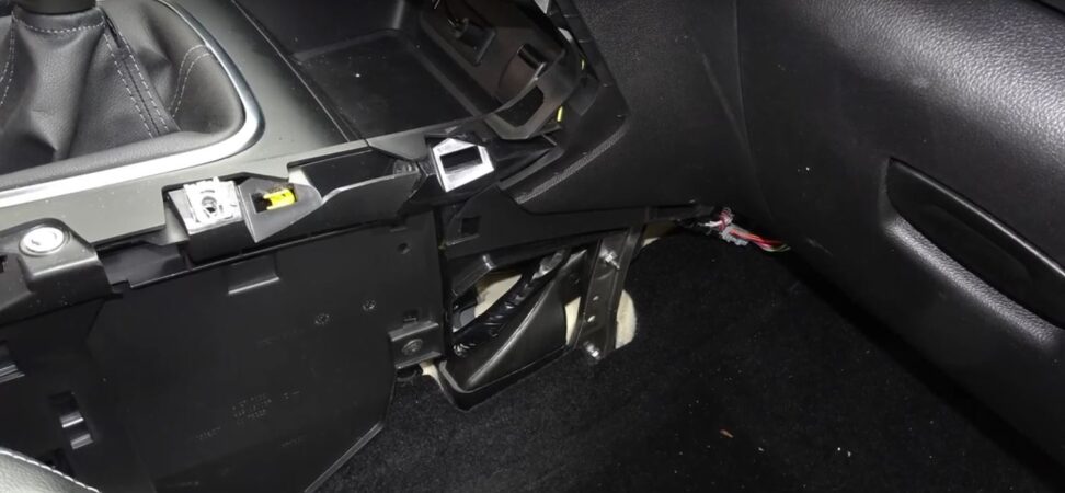 Wymiana filtra kabinowego Renault Kadjar