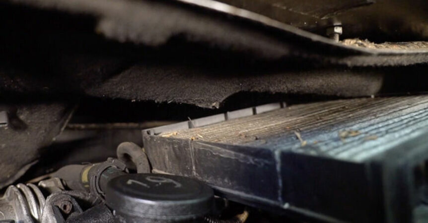 Wymiana filtra kabinowego Renault Scenic 2