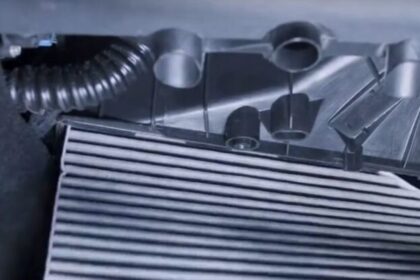 Wymiana filtra kabinowego pyłowego Skoda Octavia II