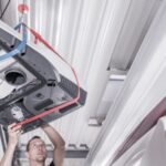 montaż klimatyzacji w kamperze, nowa czy stara, poradnik, ceny