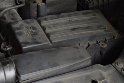 Jak Wymiana Filtra Powietrza w Golfie VI