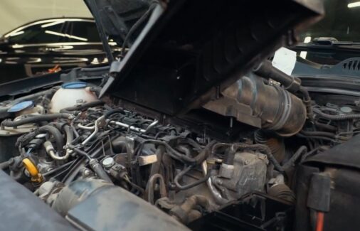 Wymiana filtr powietrza VW PASSAT B7 3C