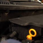 Jak wymienić filtr powietrza w VW POLO 4 (9N)