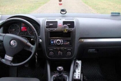 Wymiana filtr kabinowego Volkswagen VW Jetta 1k