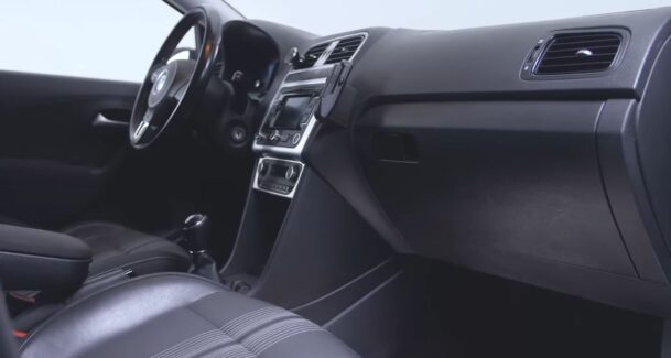 Wymiana filtr kabinowego Volkswagen VW Polo 5